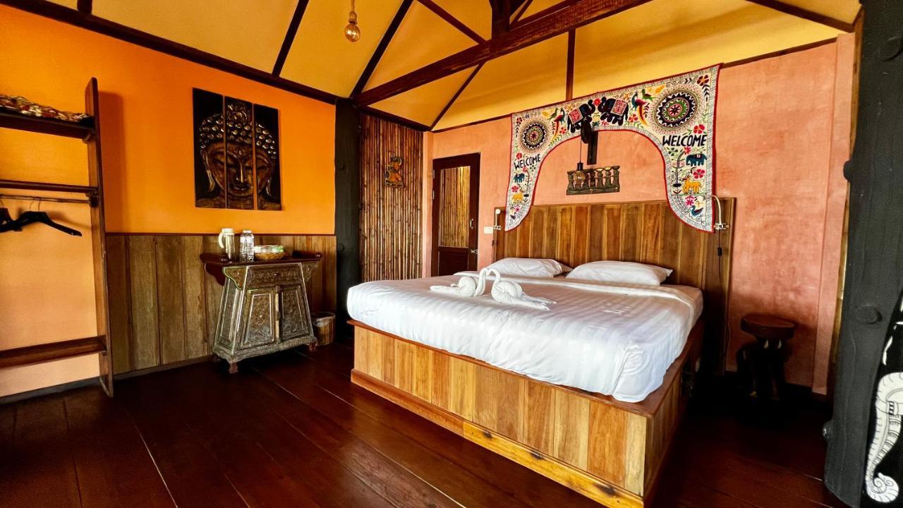 Pp Land Beach Eco Resort Koh Phayam Exterior foto